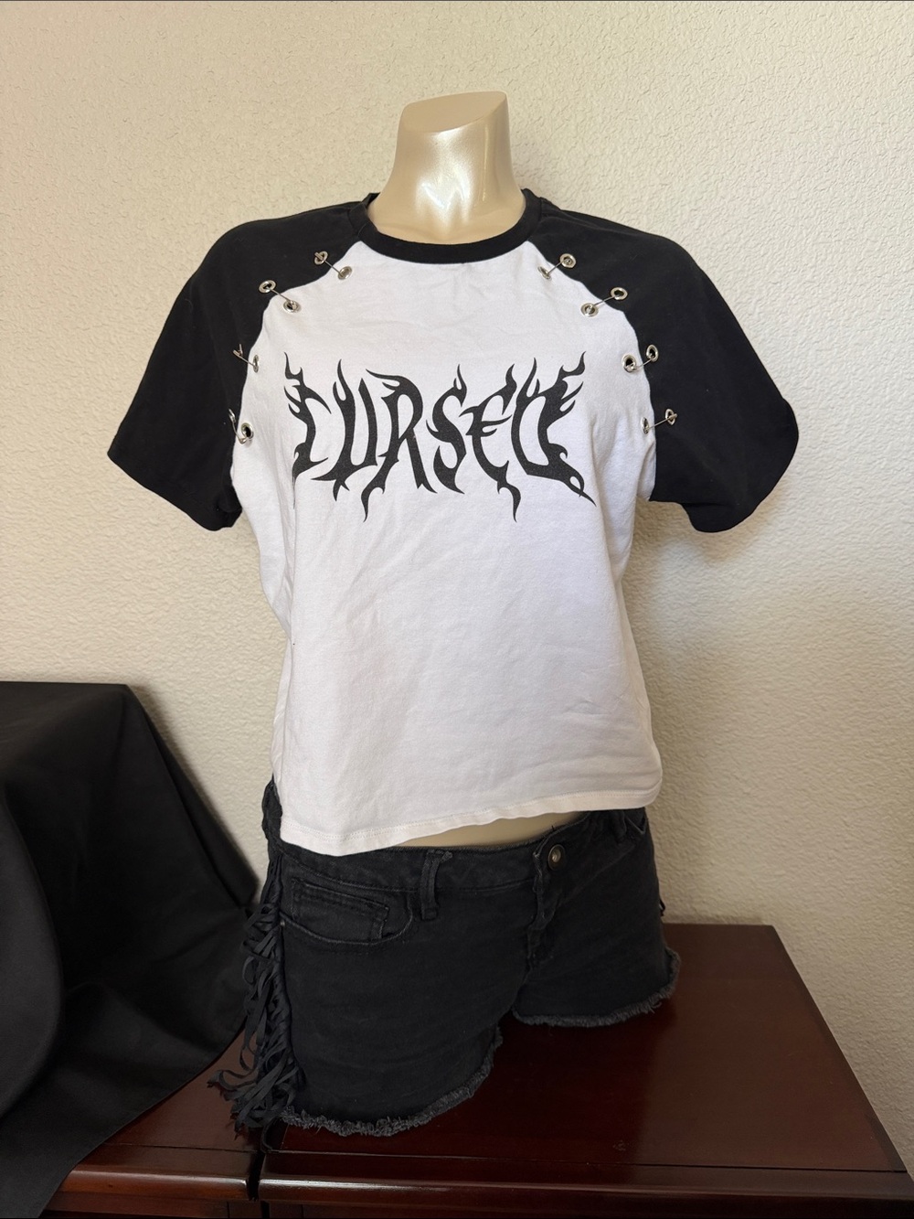 Hot Topic Black and White Eyelet Accent Raglan Crop Top